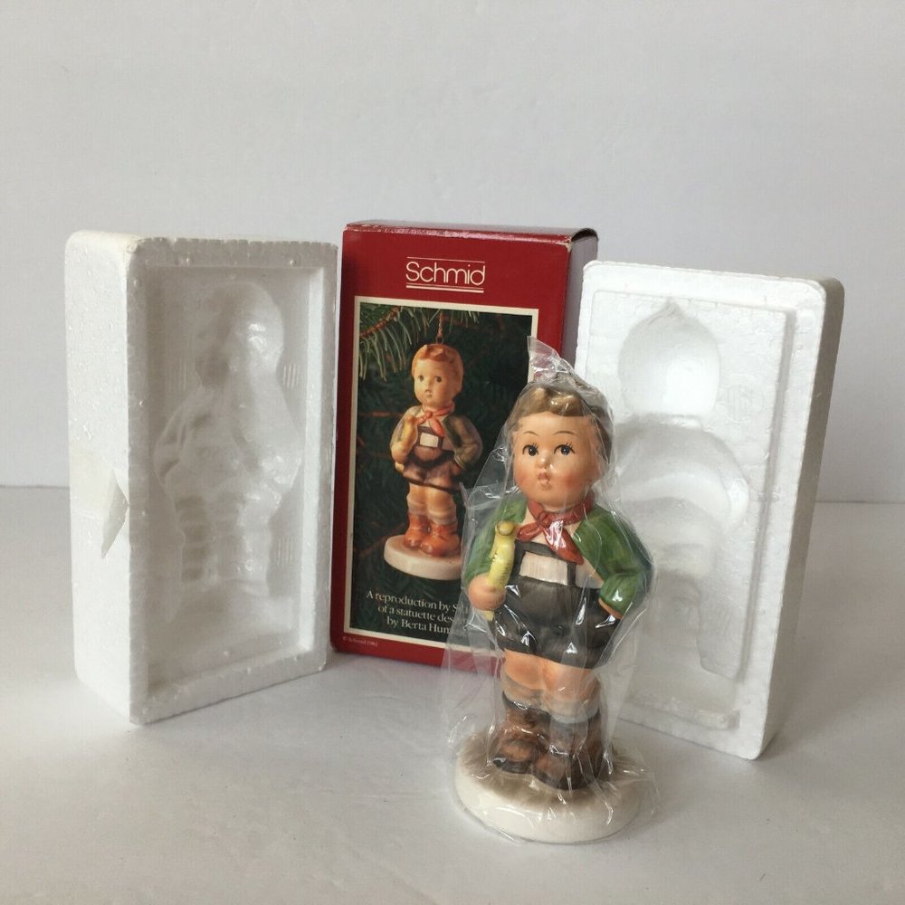 Schmid Berta Hummel Hark The Herald 1983 1st Ed Annual Christmas Ornament